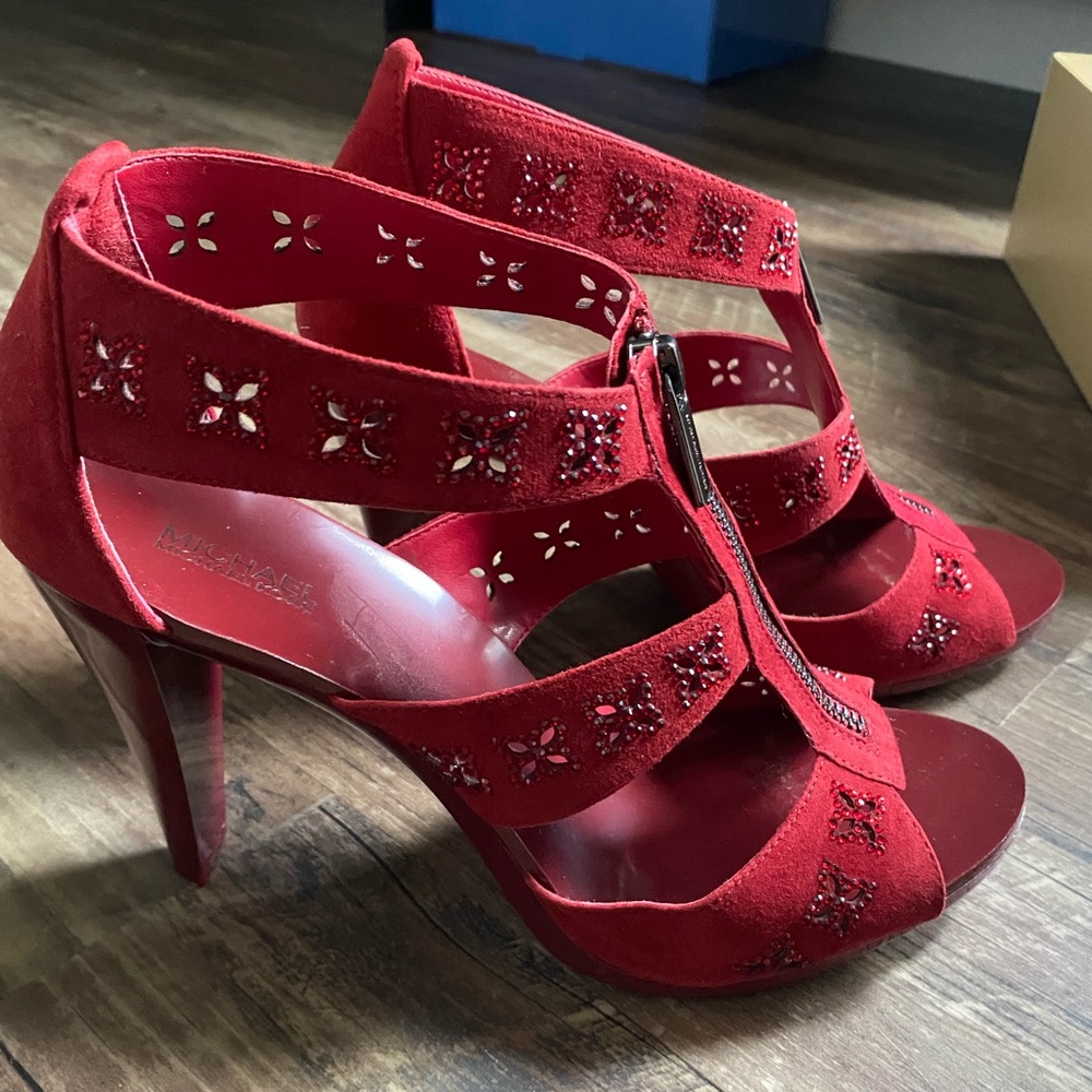 Red High Heel Woman’s Shoes